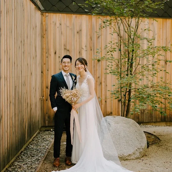 Tania Marias Audrey Minimalist Chapel Wedding Veil - Picture 10 of 15